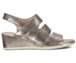 250153-51147-outside