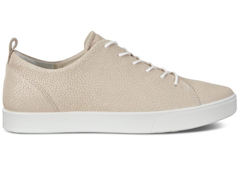 285633-51384-outside